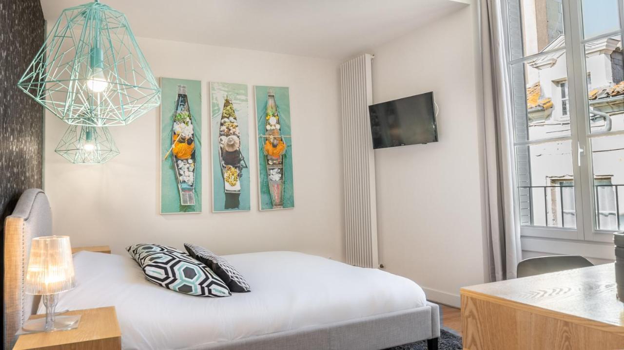 Hotel La Casa Del Gusto à Loudun Extérieur photo